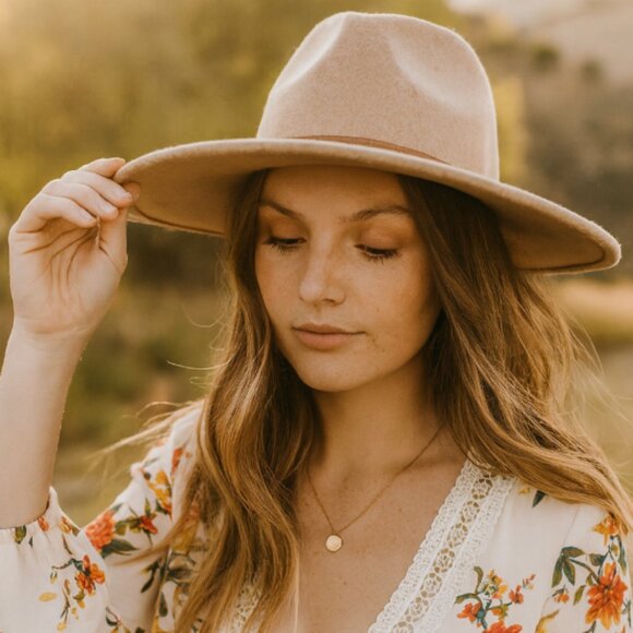 Altar'd State Wool Blend Beige Cream Tan Brimmed Hat Buckle Trim OS - Picture 1 of 8